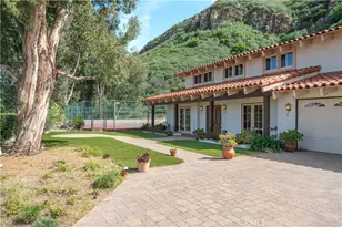 53 Flintlock Ln, Bell Canyon, CA 91307 - Photo 2