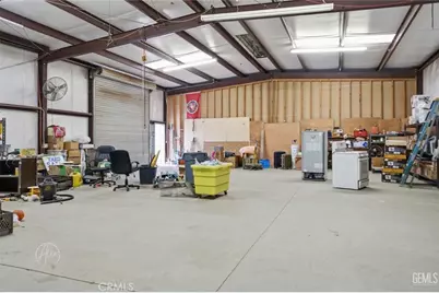 253 E McKee, Bakersfield, CA 93307 - Photo 42