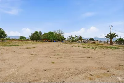 253 E McKee, Bakersfield, CA 93307 - Photo 20