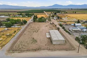 253 E McKee, Bakersfield, CA 93307 - Photo 24