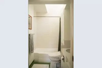 19950 Collier Street, Woodland Hills, CA 91364 - Photo 32