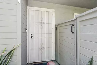 15786 Midwood Drive #4, Granada Hills, CA 91344 - Photo 4