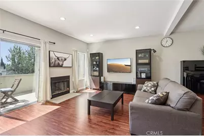 15786 Midwood Drive #4, Granada Hills, CA 91344 - Photo 6