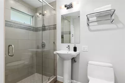 5823 Lubao Avenue, Woodland Hills, CA 91367 - Photo 22