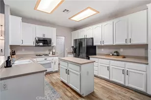 4141 Grandview Dr, Palmdale, CA 93551 - Photo 16