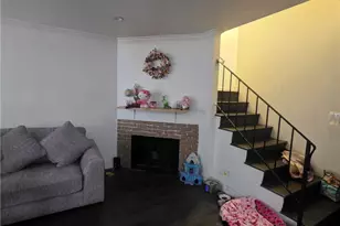 14265 Terrabella St Unit 48 Terrace, Panorama City, CA 91402 - Photo 6