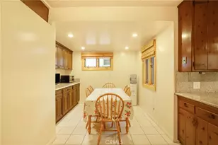 12445 Killion St, Valley Village, CA 91607 - Photo 16