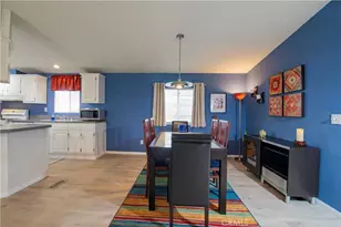 11401 Topanga Canyon, Chatsworth, CA 91311 - Photo 12