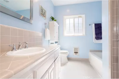 11750 Hatteras St, Valley Village, CA 91607 - Photo 20