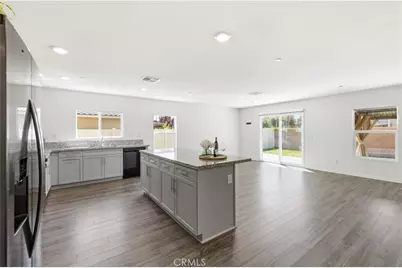 44745 Aspen St, Lancaster, CA 93535 - Photo 8
