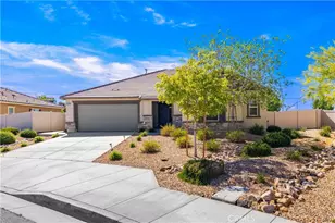 44745 Aspen St, Lancaster, CA 93535 - Photo 2