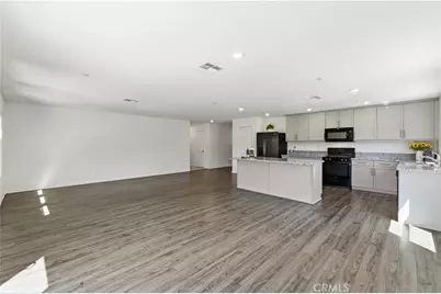 44745 Aspen St, Lancaster, CA 93535 - Photo 6