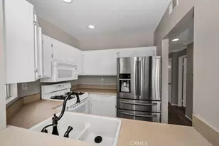 23629 Del Monte, Valencia, CA 91355 - Photo 12