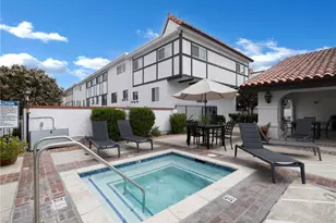 10030 Owensmouth, Chatsworth, CA 91311 - Photo 16