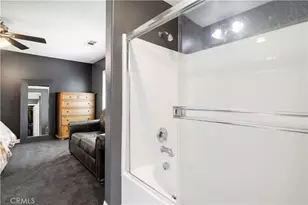 19354 Laroda, Saugus, CA 91350 - Photo 56