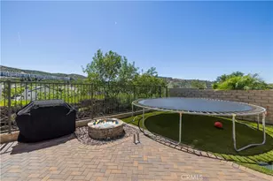 19354 Laroda, Saugus, CA 91350 - Photo 68