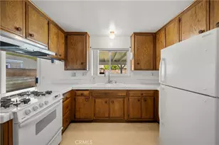 22337 Los Tigres Dr, Saugus, CA 91350 - Photo 10