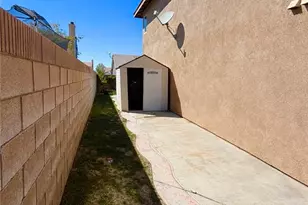 43815 Encanto Ave, Lancaster, CA 93536 - Photo 36