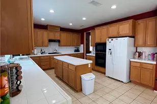 43815 Encanto Ave, Lancaster, CA 93536 - Photo 6