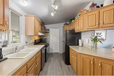 40701 W Rancho Vista Boulevard, Palmdale, CA 93551 - Photo 8