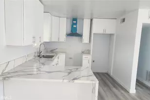 295 Sparks, Bakersfield, CA 93307 - Photo 10