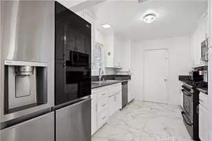 9021 Oneida Ave, Los Angeles, CA 91352 - Photo 4