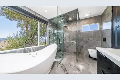 1001 Via Alta, Burbank, CA 91501 - Photo 16