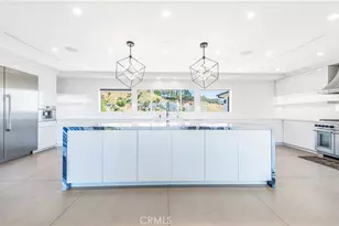 1001 Via Alta, Burbank, CA 91501 - Photo 6