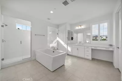 8327 N Mariposa Court, West Hills, CA 91304 - Photo 10