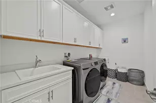 8327 N Mariposa Ct, Canoga Park, CA 91304 - Photo 50