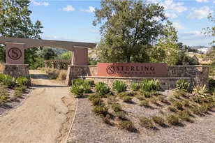 8327 N Mariposa Ct, Canoga Park, CA 91304 - Photo 54