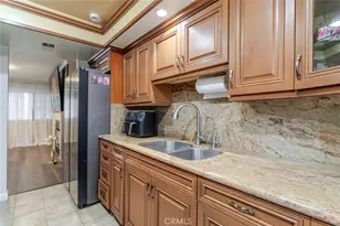 330 Burchett St, Glendale, CA 91203 - Photo 18