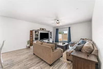 5645 W Avenue J15, Lancaster, CA 93536 - Photo 10