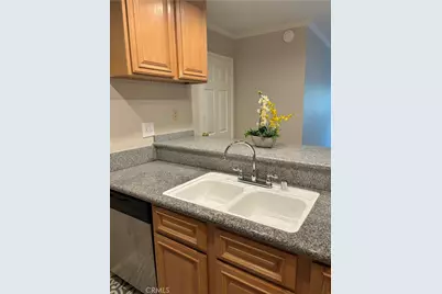 5585 E Pacific Coast Highway #154, Long Beach, CA 90804 - Photo 10