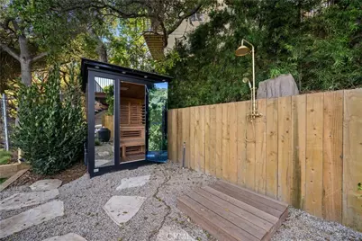 3636 Camino De La Cumbre, Sherman Oaks, CA 91423 - Photo 58