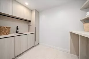 3636 Camino de la Cumbre, Sherman Oaks, CA 91423 - Photo 42