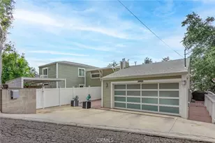 20925 Almazan Rd, Woodland Hills, CA 91364 - Photo 1