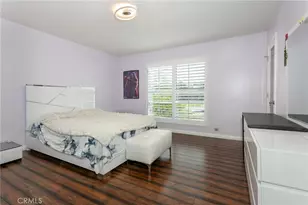 20925 Almazan Rd, Woodland Hills, CA 91364 - Photo 22