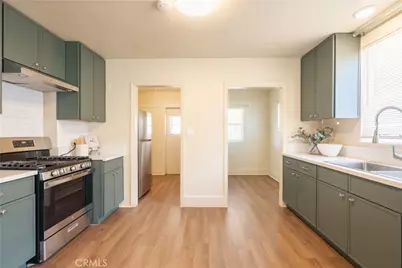 13463 Brownell, San Fernando, CA 91340 - Photo 22