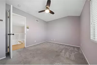 7427 Tunney Avenue, Reseda, CA 91335 - Photo 28