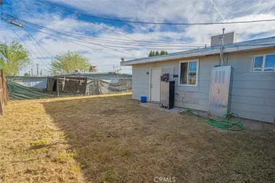 835 E Avenue Q, Palmdale, CA 93550 - Photo 6