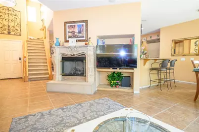 27637 Cordovan, Canyon Country, CA 91351 - Photo 2