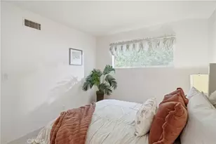 4820 Dunman, Woodland Hills, CA 91364 - Photo 26