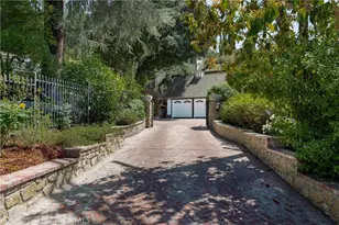 4650 Encino Ave, Encino, CA 91316 - Photo 2