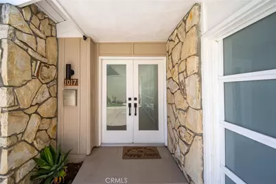 1017 Ashford Court, Westlake Village, CA 91361 - Photo 2
