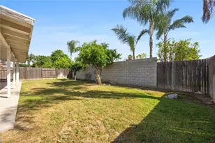9803 Manhattan, Bakersfield, CA 93312 - Photo 22