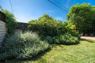 18228 Keswick, Reseda, CA 91335 - Photo 28