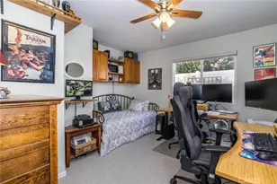 26548 Cardinal, Canyon Country, CA 91387 - Photo 24