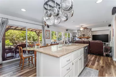 26548 Cardinal, Canyon Country, CA 91387 - Photo 14