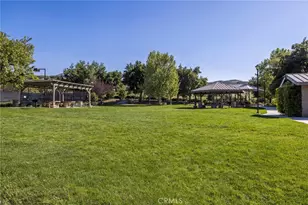 26548 Cardinal, Canyon Country, CA 91387 - Photo 36